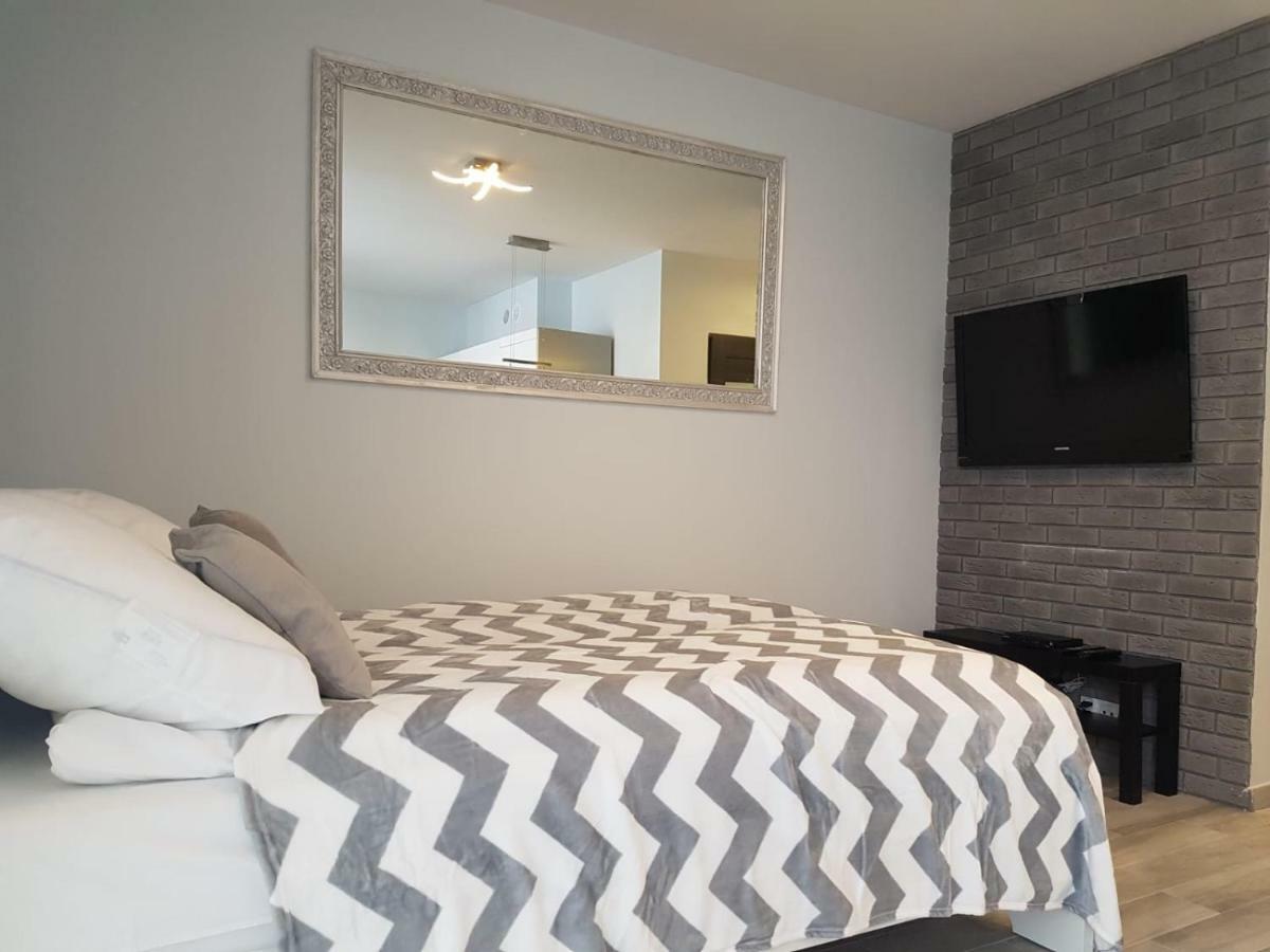 Apartament Nito Centrum กอร์ซุฟเวียลคอปอลสกี ภายนอก รูปภาพ
